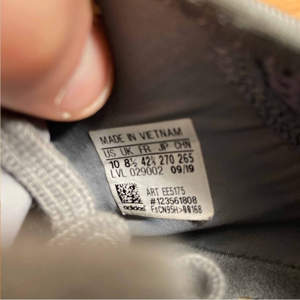 Adidas NMD R1 Grey Silver - Picture 7 of 9